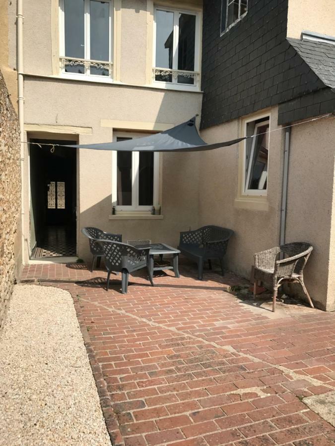 Appartement Au Coeur De Vendôme Exterior foto